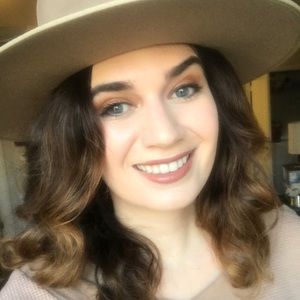 Meet your Posher, Katherine